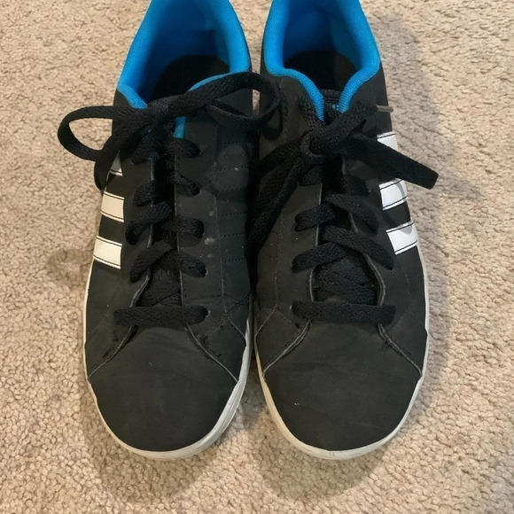 Adidas Trainers black with white stripes sneakers - Picture 3 of 3